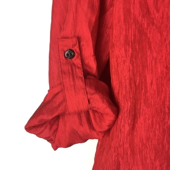 CHICOS Sheer Red Top Button Up Long Sleeve Crinkle Lightweight Size 2 Large - Picture 5 of 9